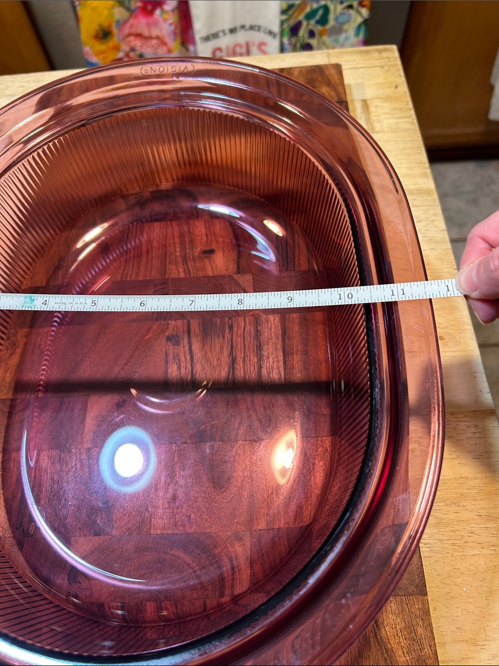 Visions cranberry 4Qt roaster Dutch oven dish. Perfect condition - Picture 9 of 10